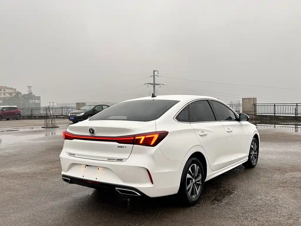 Changan Eado Enjoy Edition PLUS Blue Whale NE 1.4T GDI DCT Premium Edition, фото 4