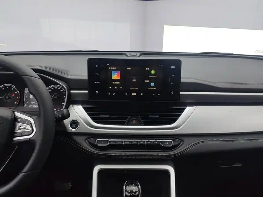 Geely Vision X6 — миниатюра 13