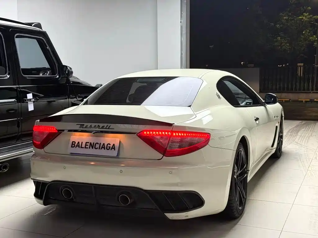 Maserati GranTurismo 2012 4.7L MC Stradale