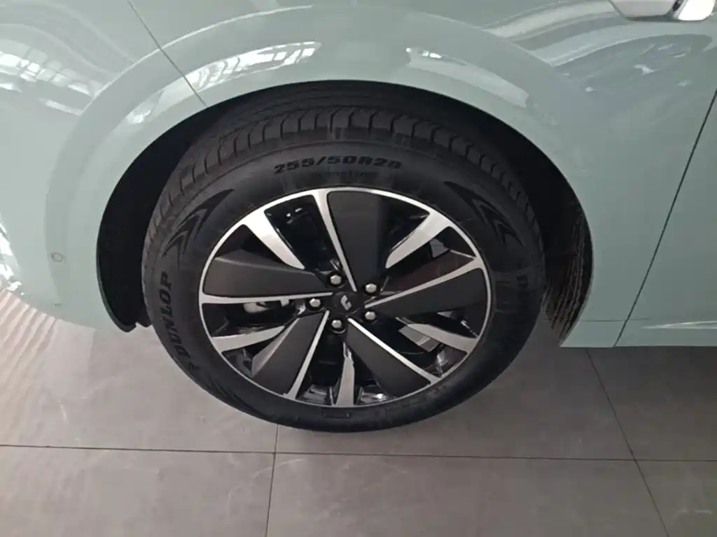 Li Auto Li L6 — миниатюра 23