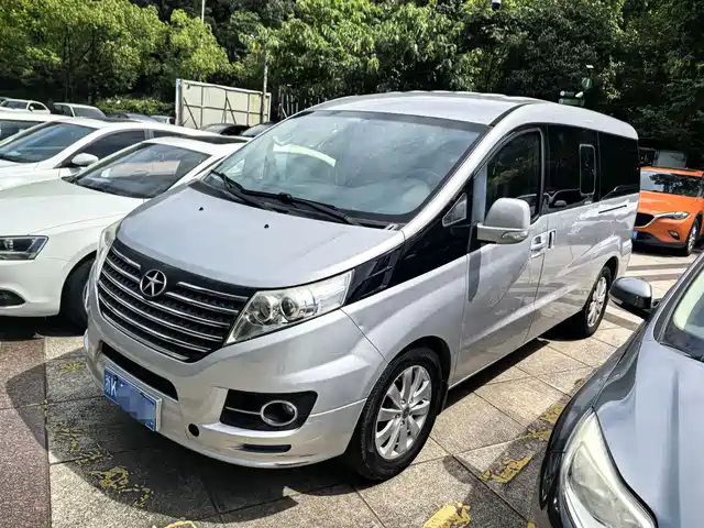 2016 JAC M5