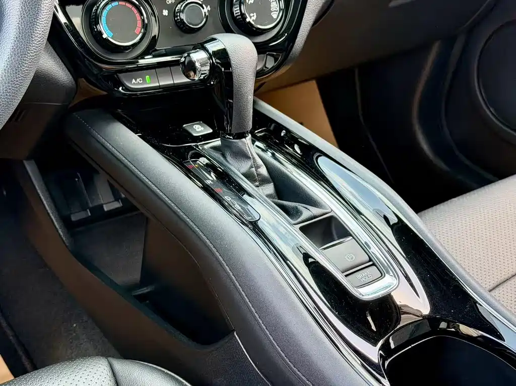 Honda Vezel — миниатюра 19