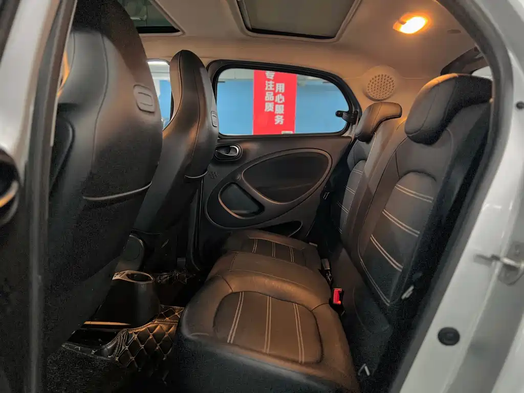 smart Smart Forfour — миниатюра 11