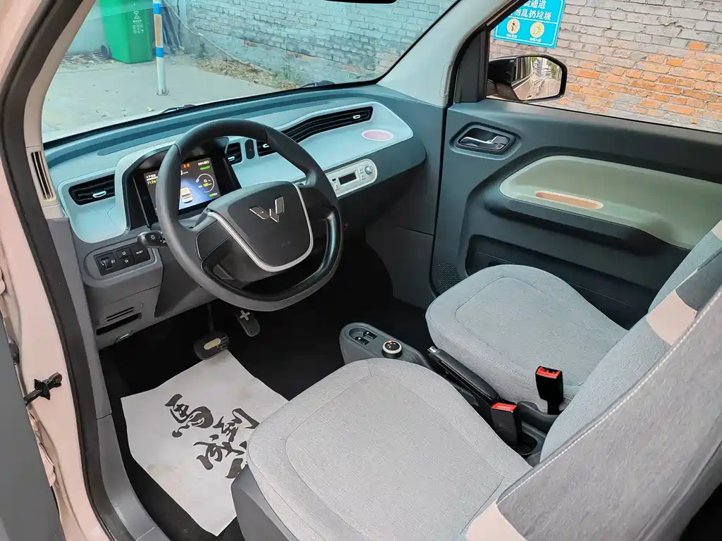 Wuling MINIEV — миниатюра 7