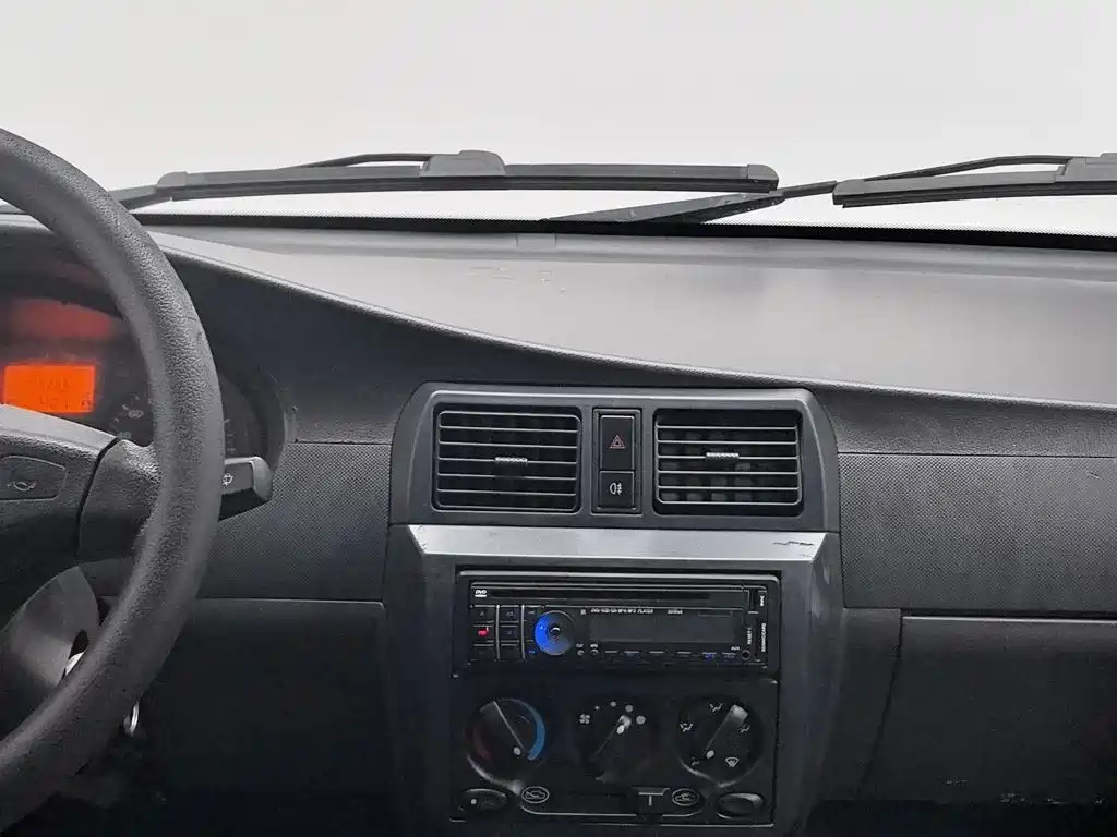 Wuling Rongguang — миниатюра 12