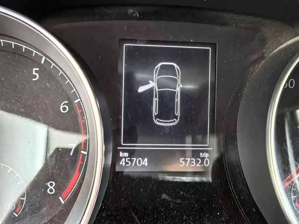 Volkswagen Golf 2019 1.6L AT Comfort V
