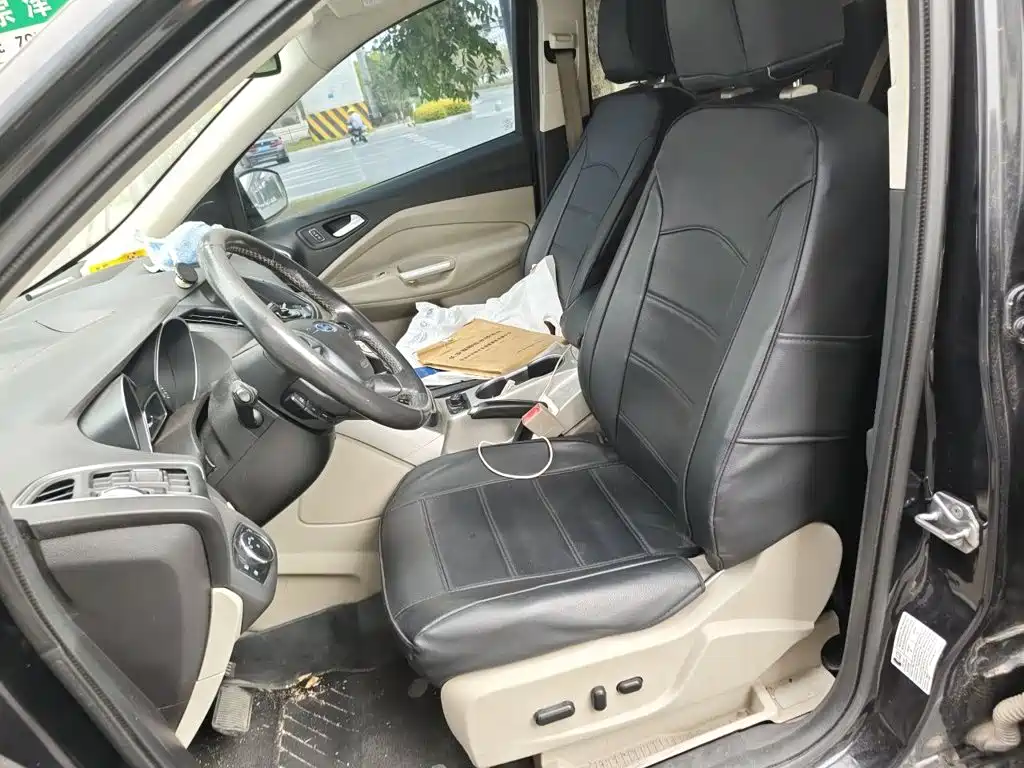 Ford Kuga — миниатюра 11