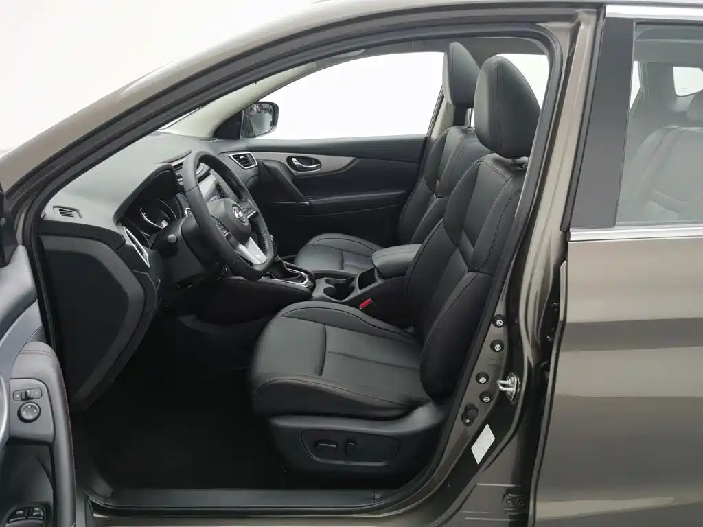 Nissan Qashqai — миниатюра 10