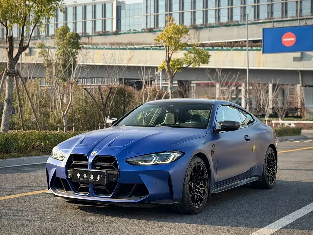 BMW M4 2023