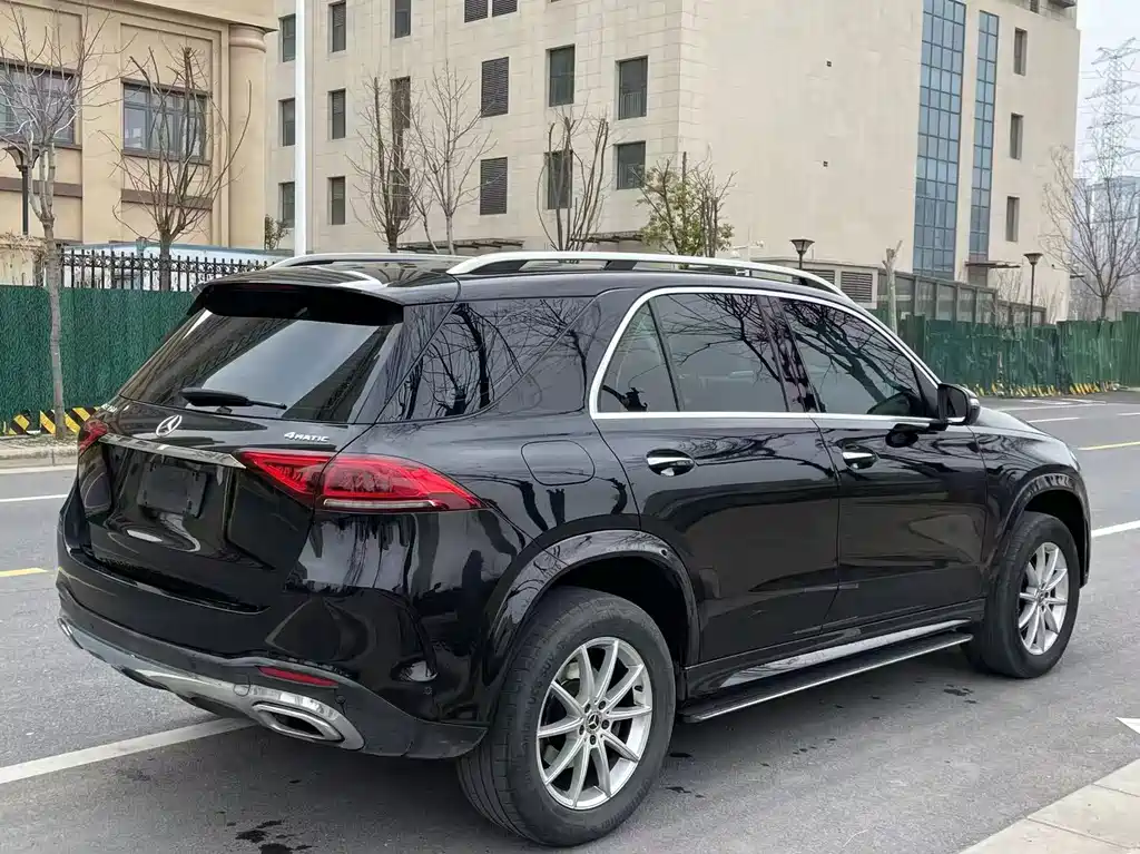 Mercedes-Benz GLE (Import) — миниатюра 8