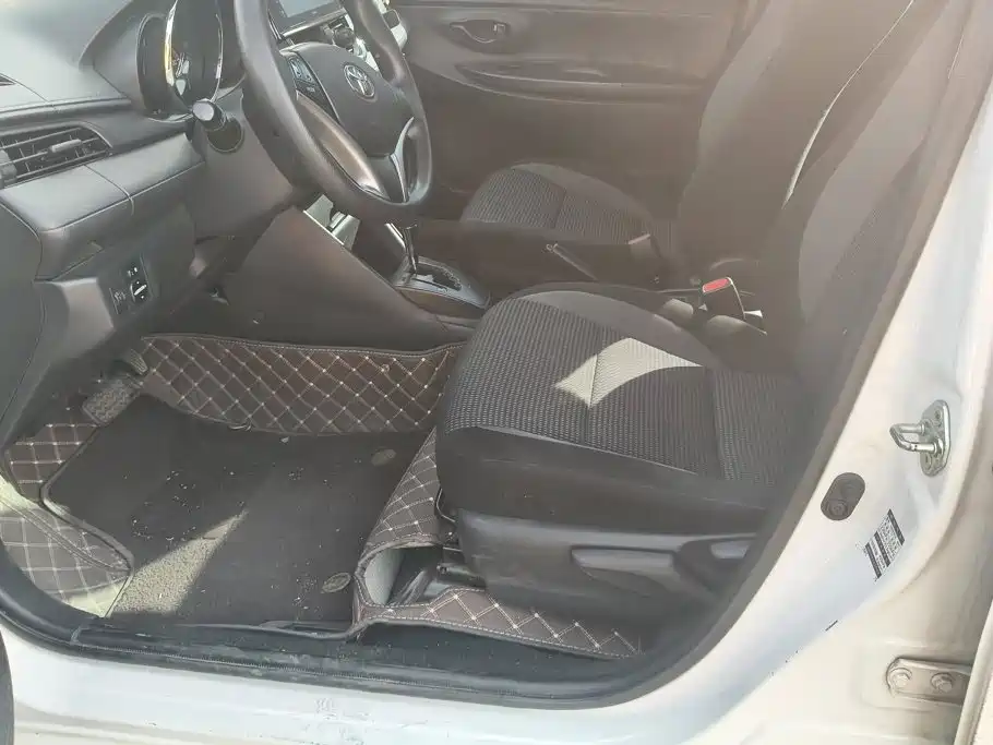 Toyota Vios — миниатюра 9