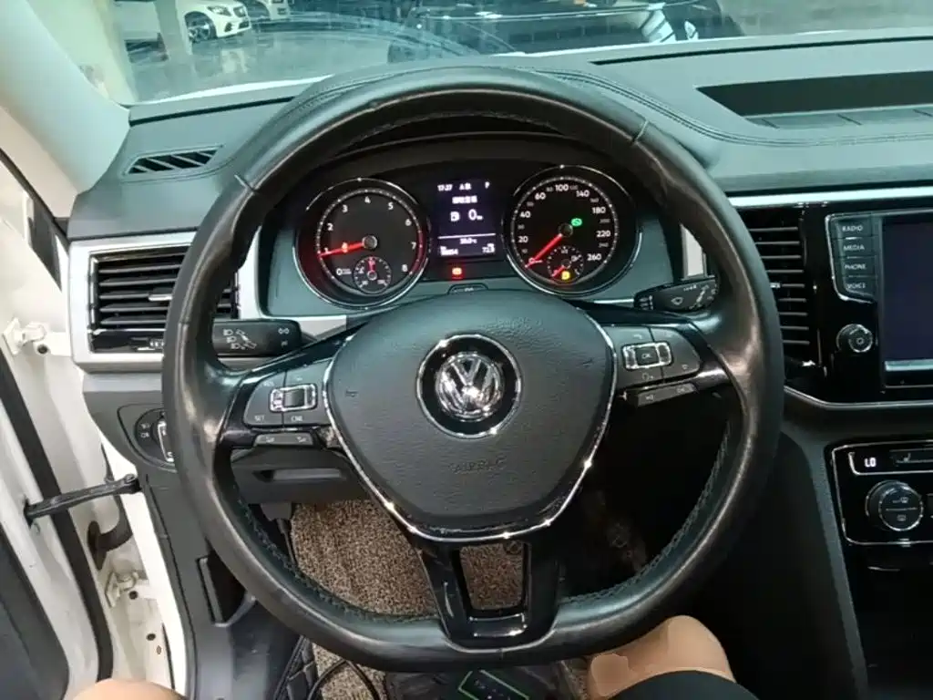 Volkswagen Teramont — миниатюра 11