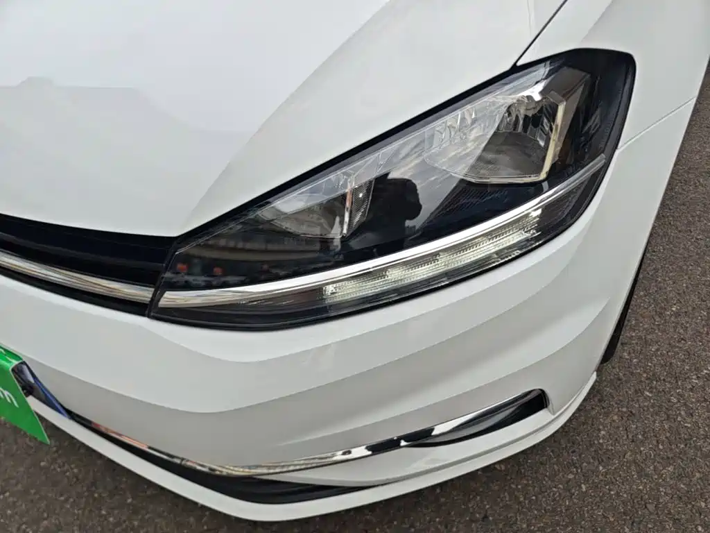Volkswagen Golf — миниатюра 24