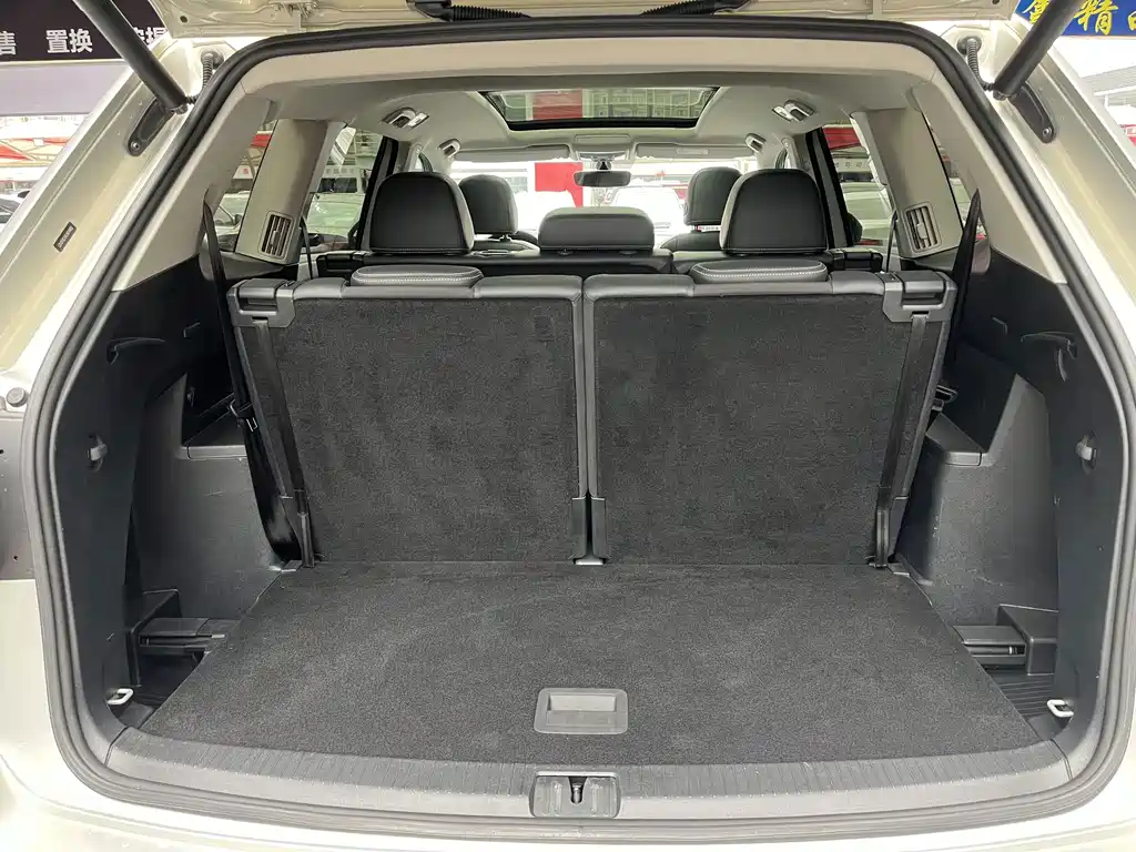 Volkswagen Teramont — миниатюра 15