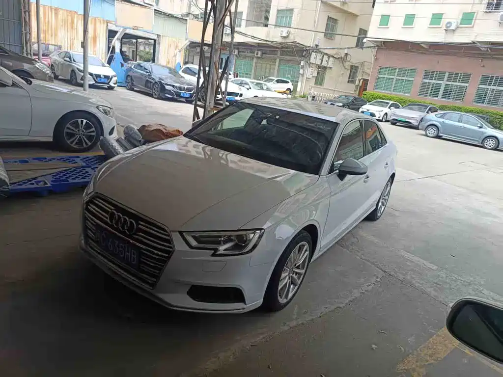 Купить Audi A3