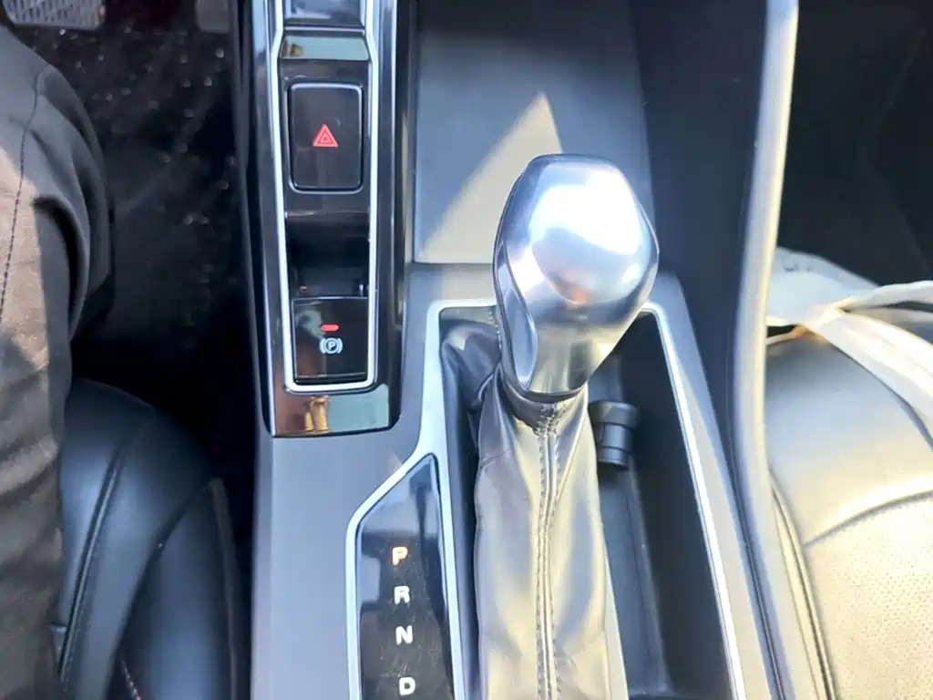 Roewe i5 — миниатюра 14