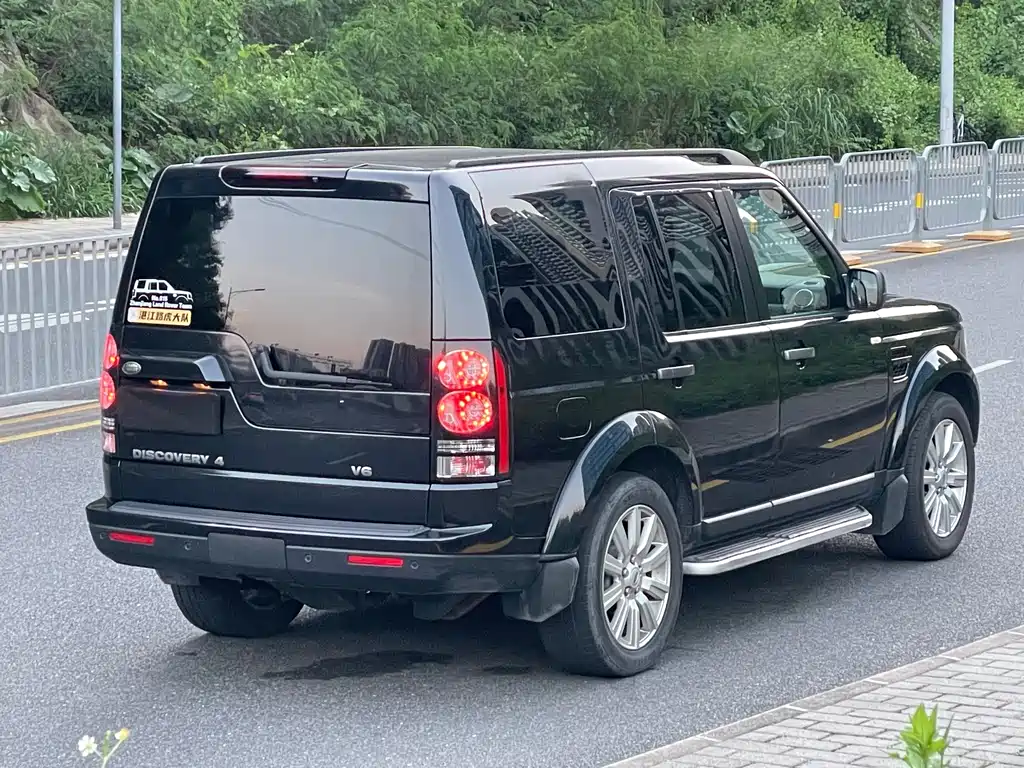 Land Rover Discovery — миниатюра 4