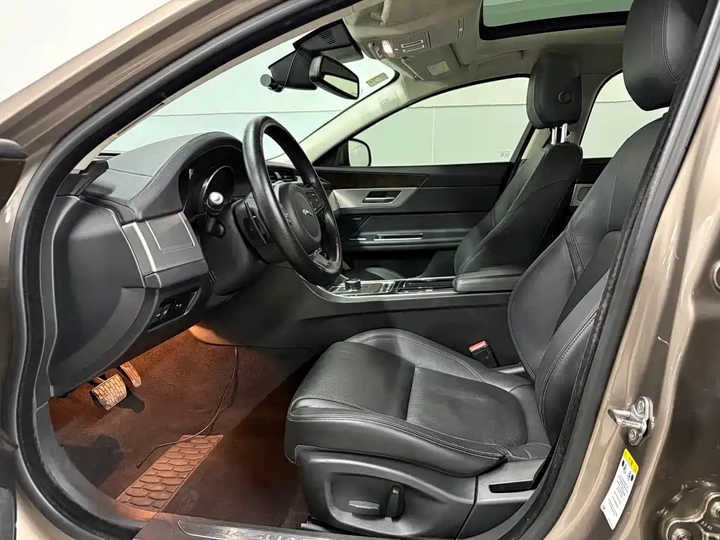 Jaguar XFL XFL 2.0T 240PS Luxury Edition, фото 10
