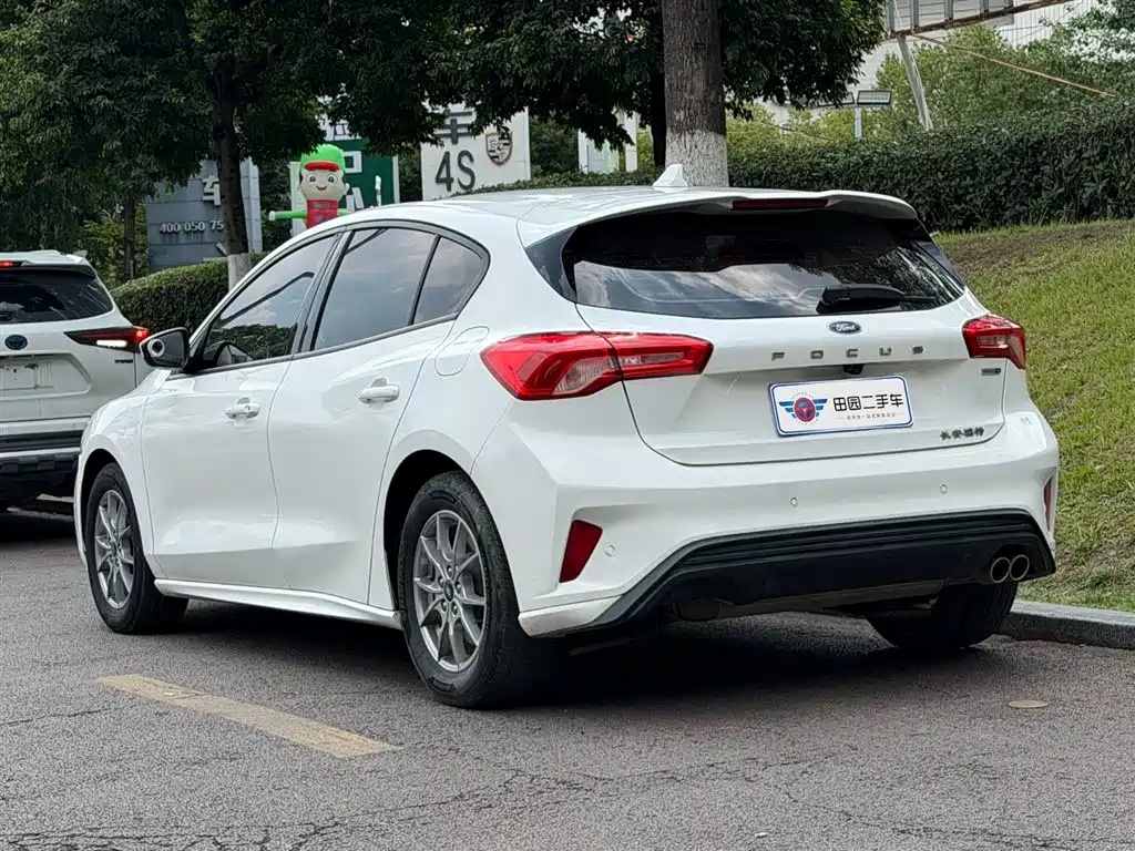 Ford Focus 2021 EcoBoost 180 AT