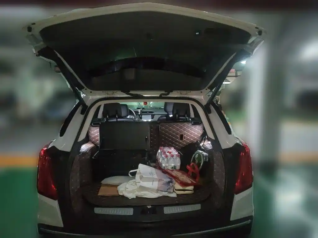 Cadillac XT5 — миниатюра 10