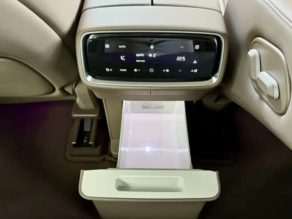 Aito M9 2024 Max 52kWh 5 мест