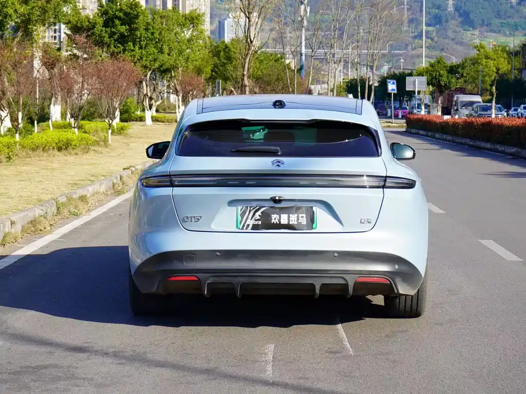 NIO NIO ET5T