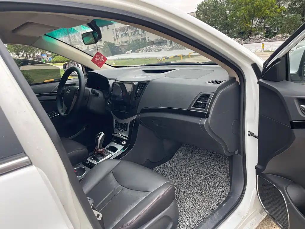 BYD e5 — миниатюра 9