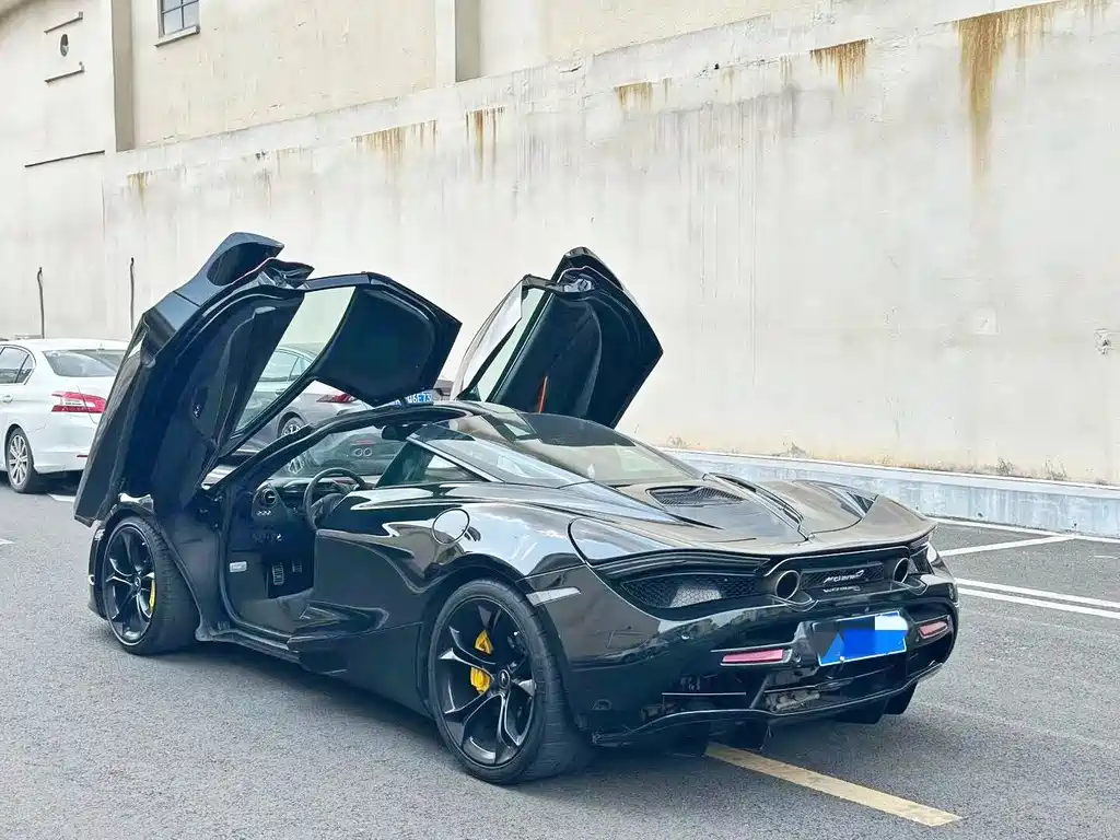 MCLAREN 720S