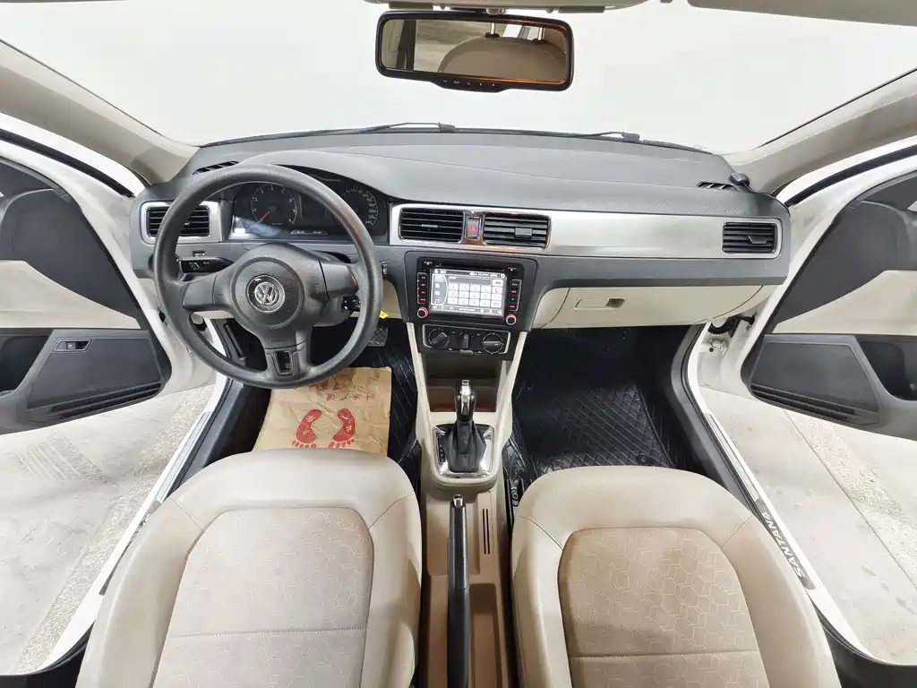 Volkswagen Santana — миниатюра 9