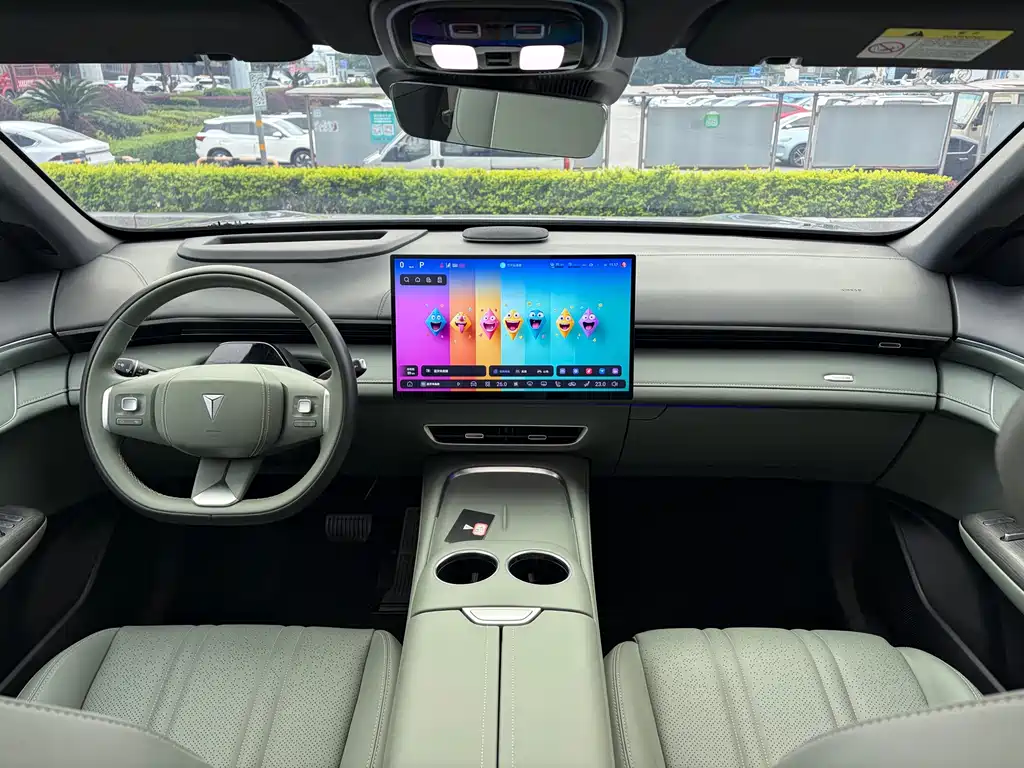 Changan Deepal DARK BLUE S07