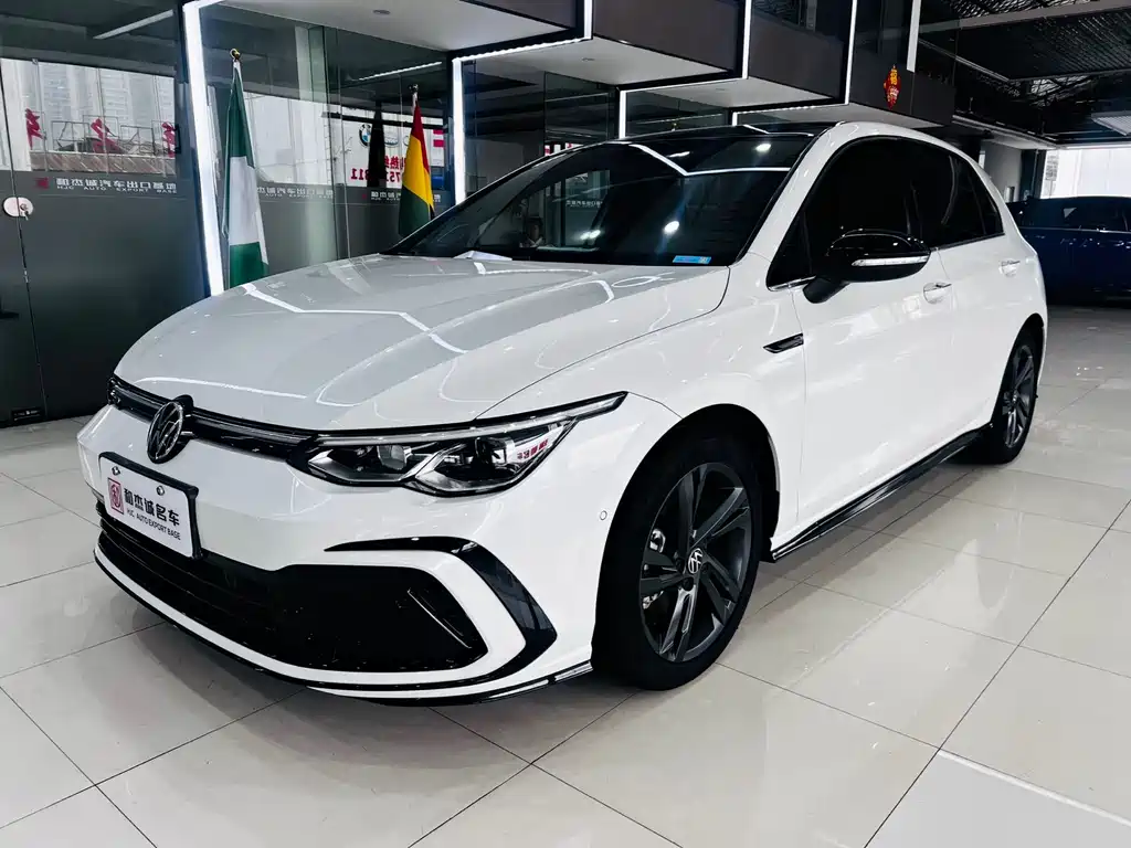 Volkswagen Golf 2022