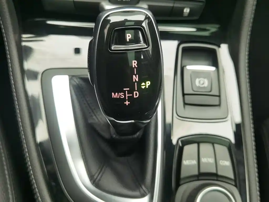 BMW 2 SERIES MULTIFUNCTIONAL STATION WAGON