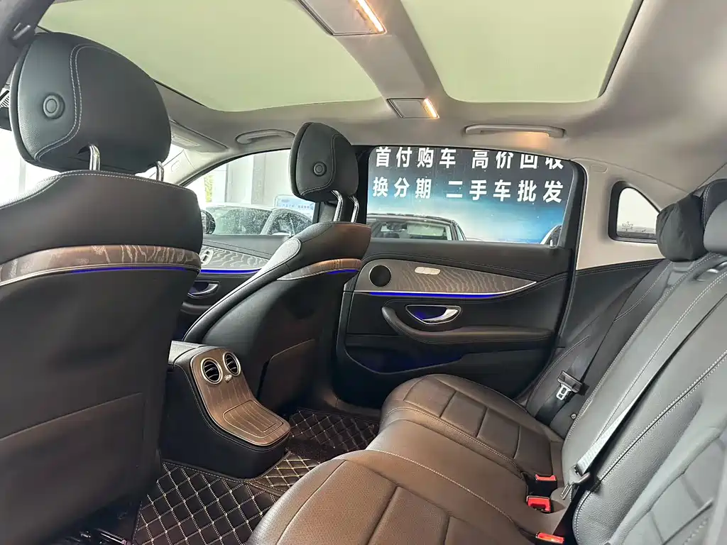 MERCEDES-BENZ E CLASS