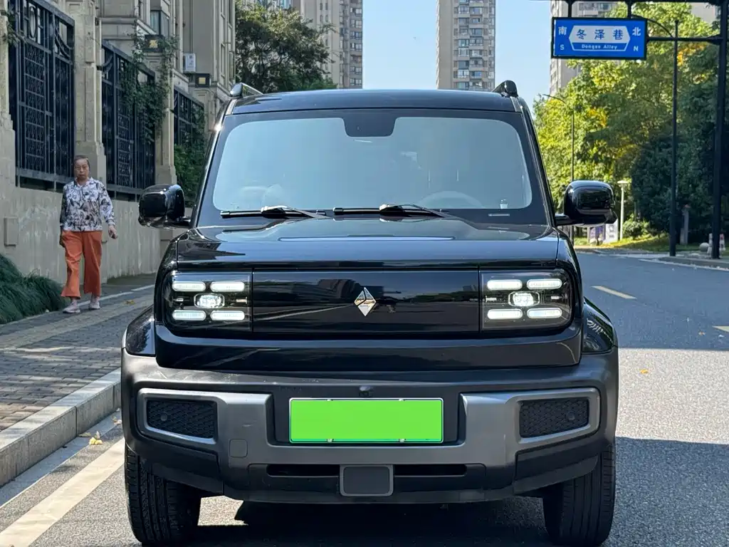 Baojun Yueye — миниатюра 2