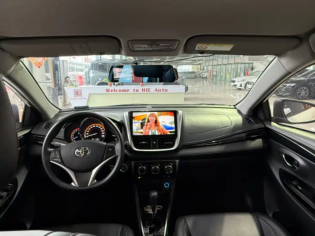 TOYOTA YARIS L ZHIXUAN