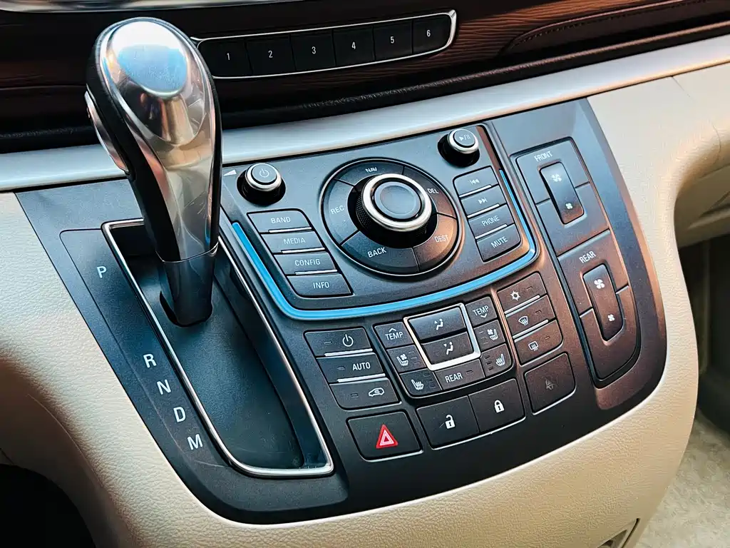 Buick GL8 — миниатюра 20