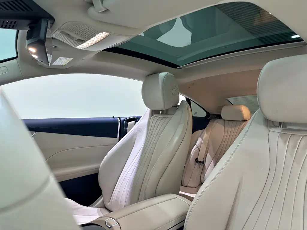 Mercedes-Benz E-Class (Import) — миниатюра 17