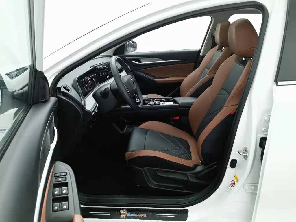 Changan Eado — миниатюра 10
