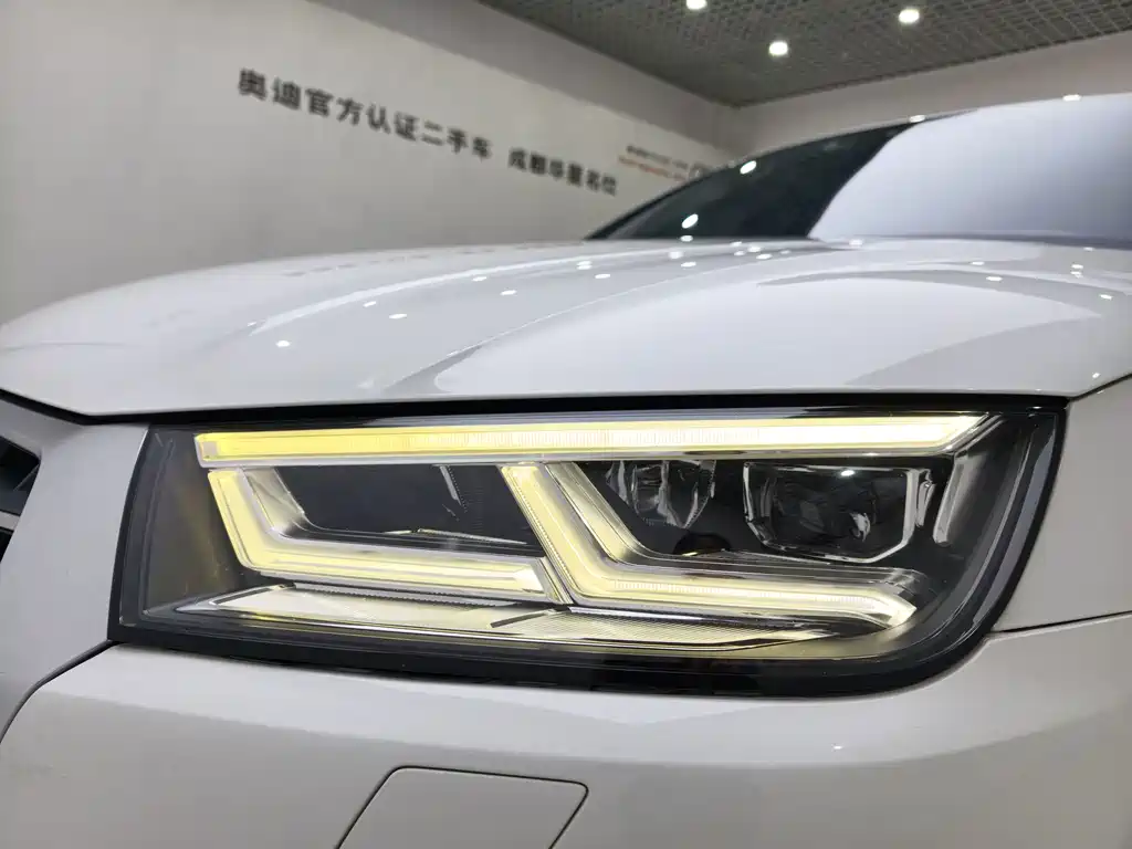 Audi Q5L — миниатюра 13