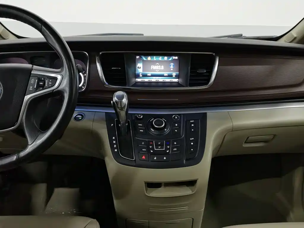 Buick GL8 — миниатюра 12