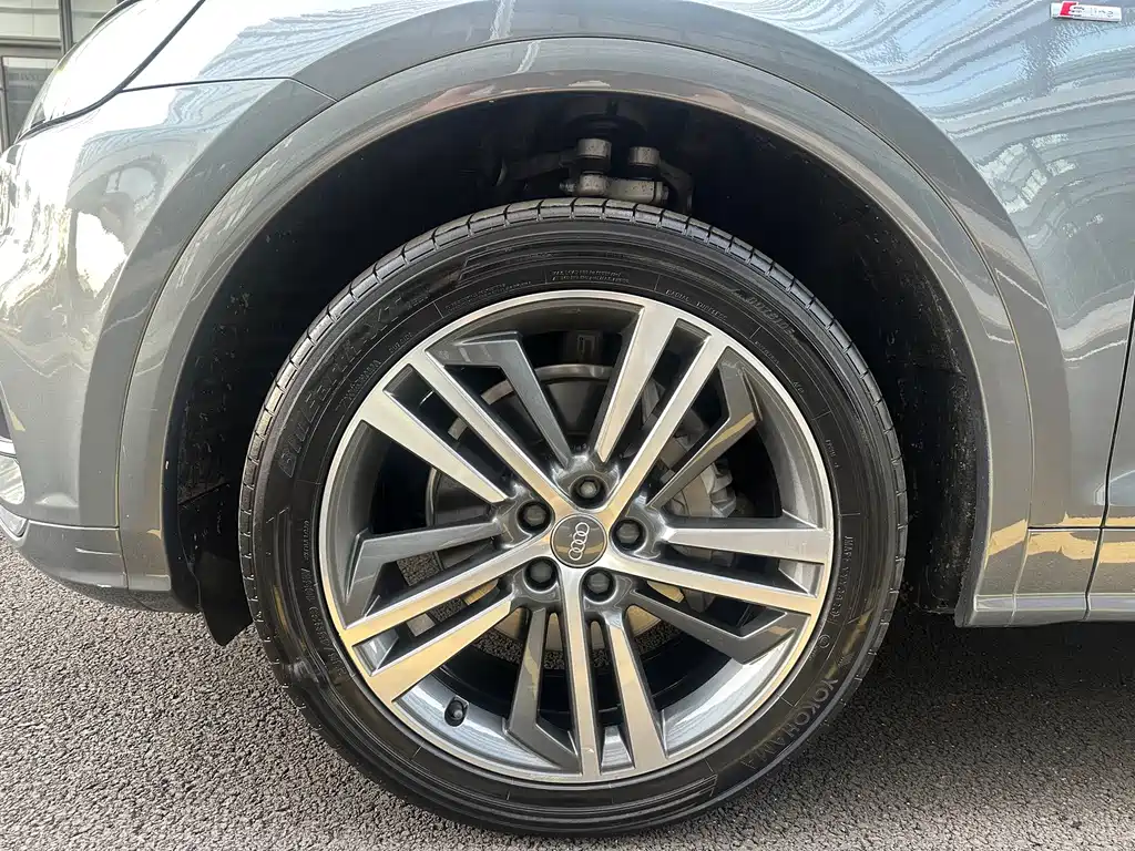 Audi Q5L — миниатюра 14