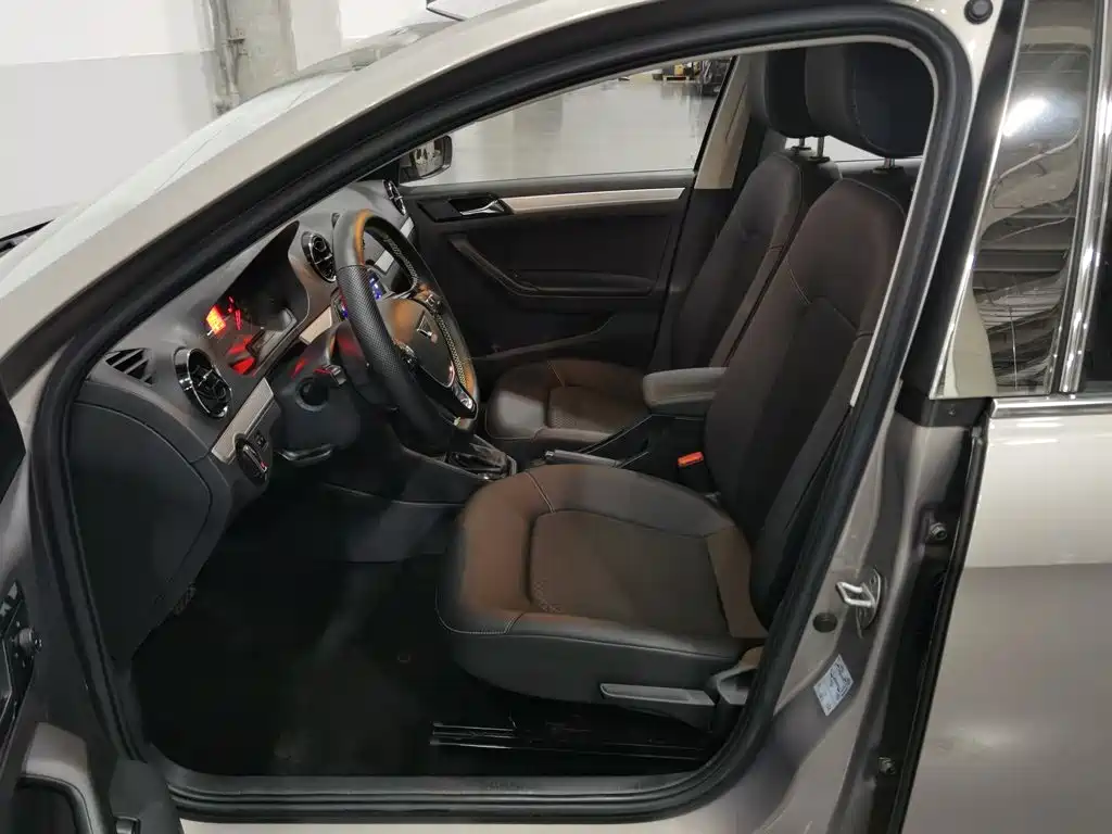 Jetta VA3 — миниатюра 10