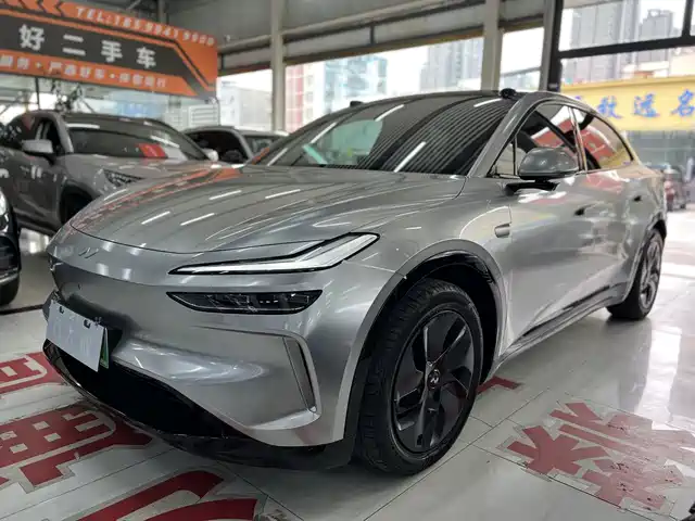 2025 Nio L60