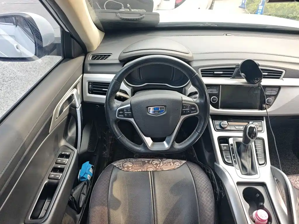 Geely Boyue — миниатюра 6