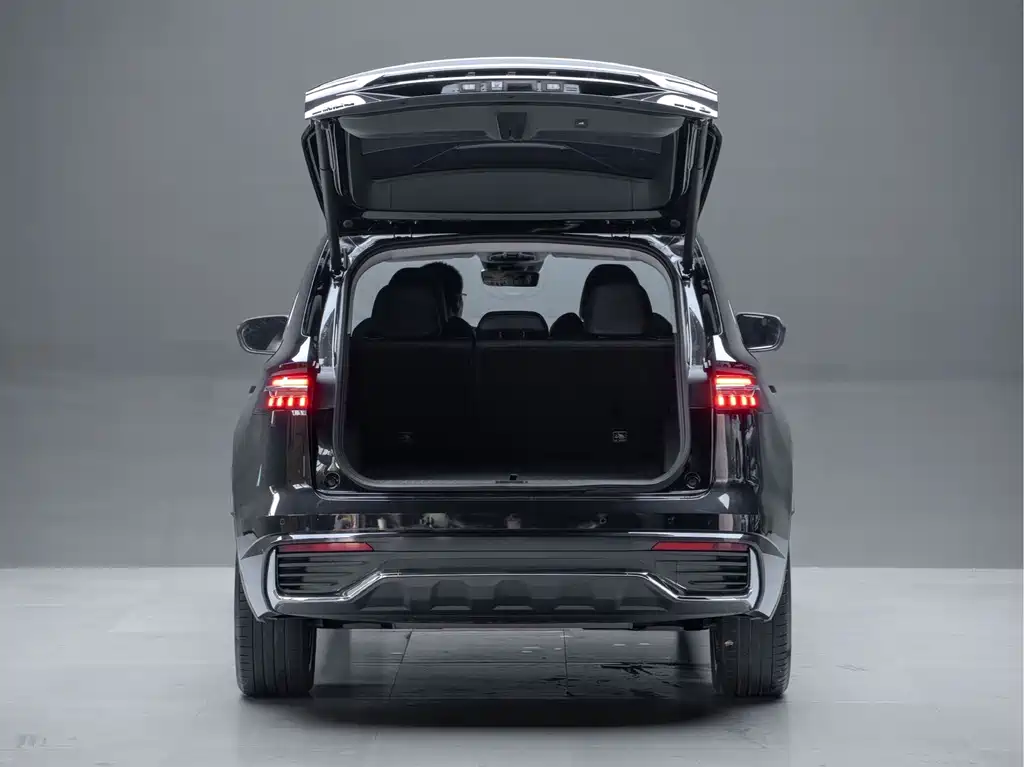 Geely Xingyue L — миниатюра 10