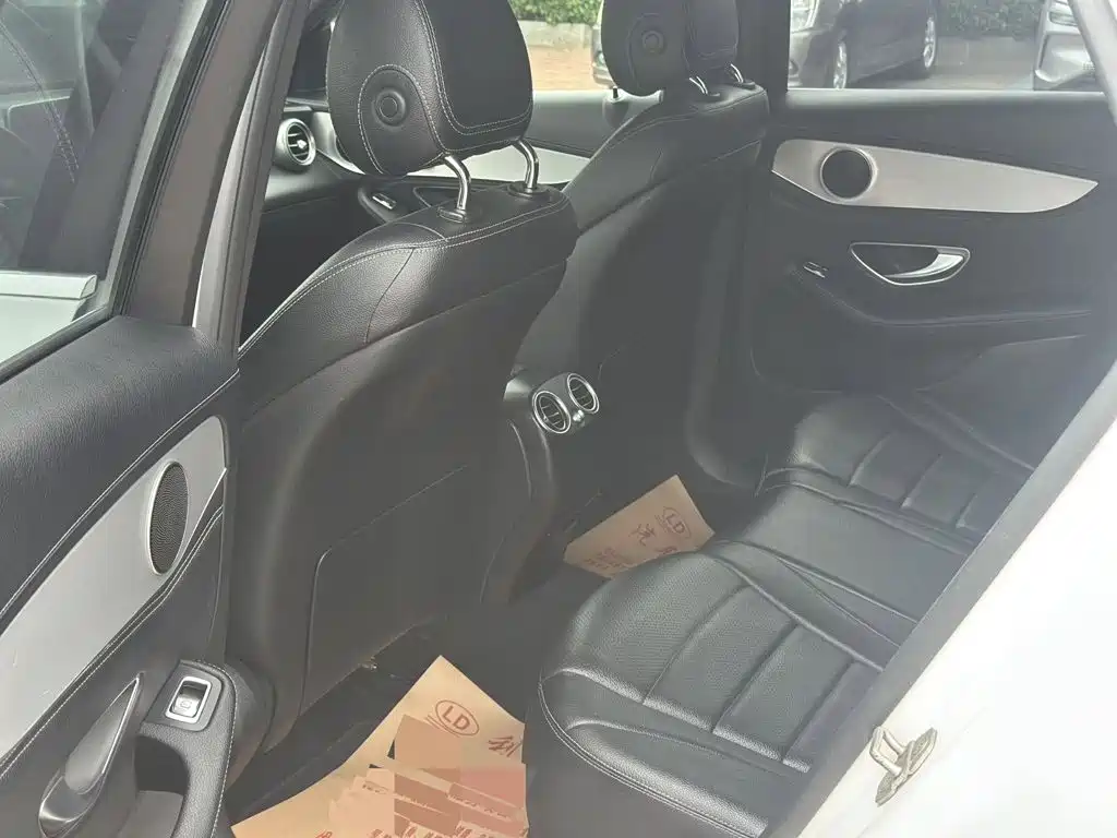 Mercedes-Benz GLC 2016 GLC 200 4MATIC