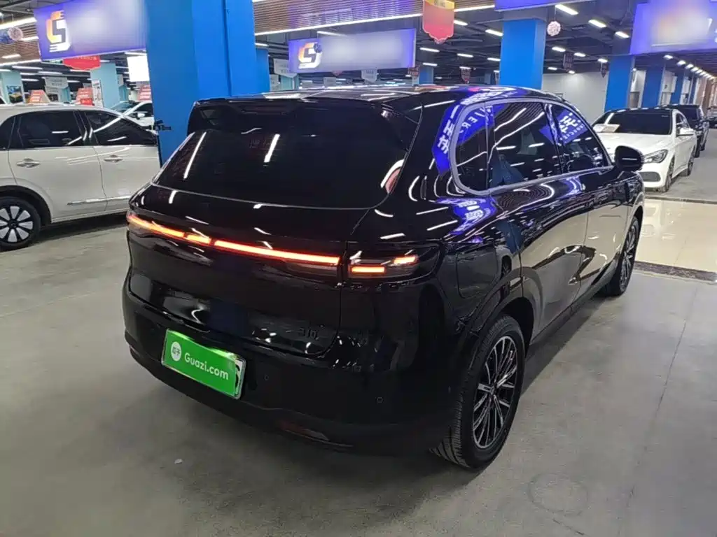 Leapmotor Leapmotor B10 — миниатюра 7