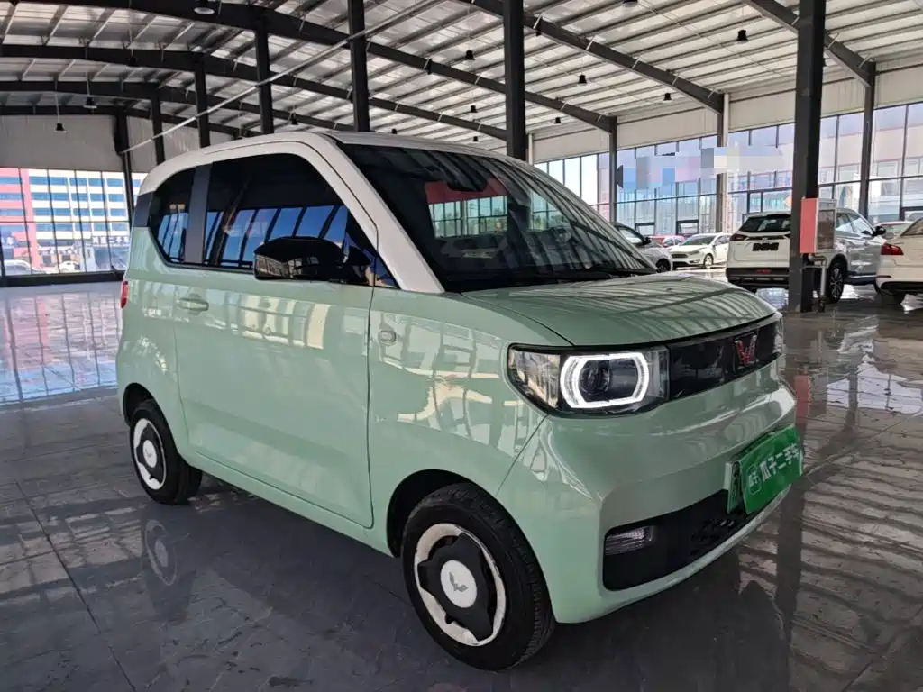 Wuling MINIEV — миниатюра 4