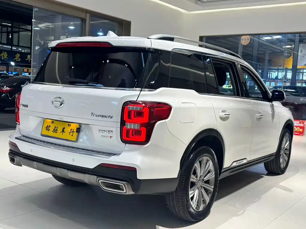 GAC TRUMPCHI GS8