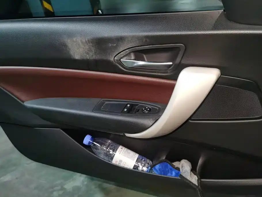 BMW 2 Series (Import) — миниатюра 7